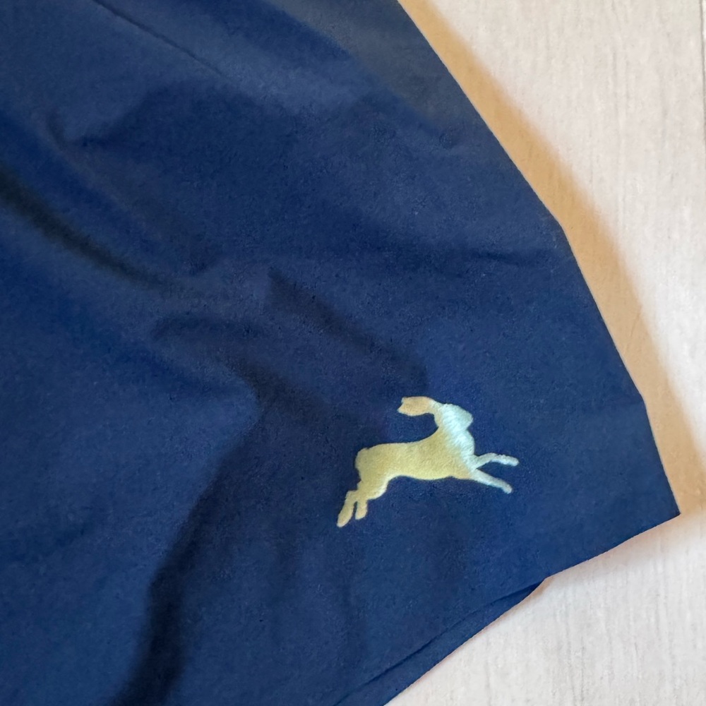 NWOT Men’s Tracksmith Running Shorts - Picture 5 of 8